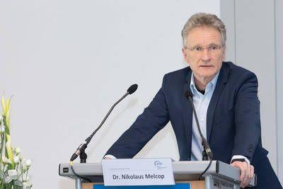 Für dieses Bild ist leider keine Beschreibung vorhanden.