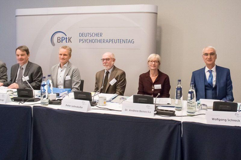 Für dieses Bild ist leider keine Beschreibung vorhanden.
