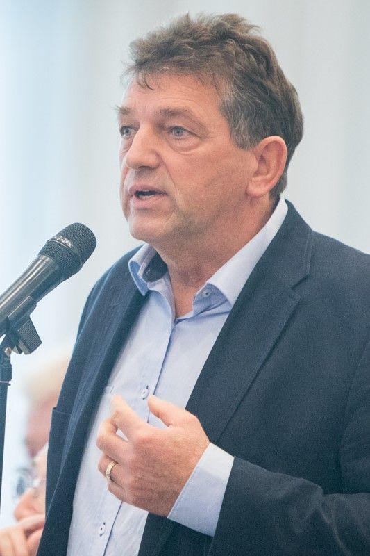 Für dieses Bild ist leider keine Beschreibung vorhanden.