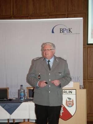 Für dieses Bild ist leider keine Beschreibung vorhanden.