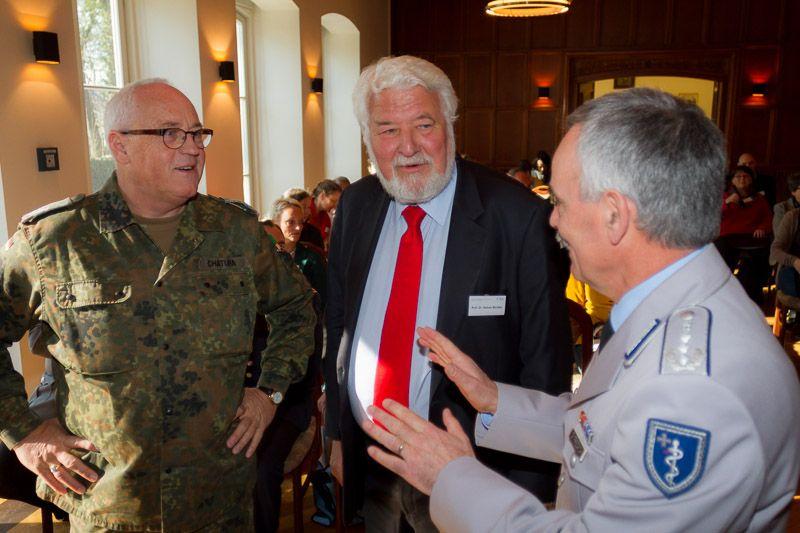 Für dieses Bild ist leider keine Beschreibung vorhanden.