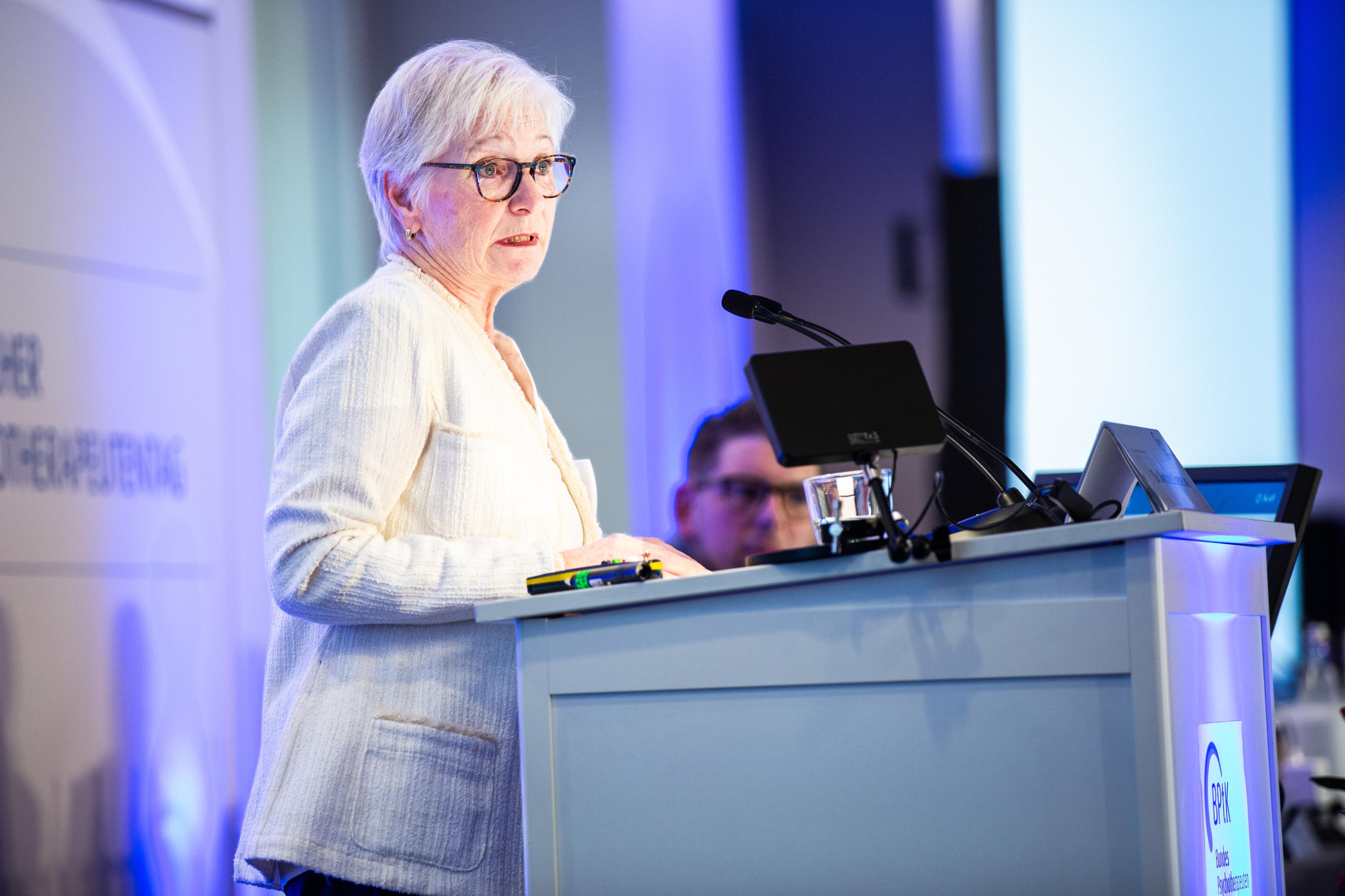 Für dieses Bild ist leider keine Beschreibung vorhanden.