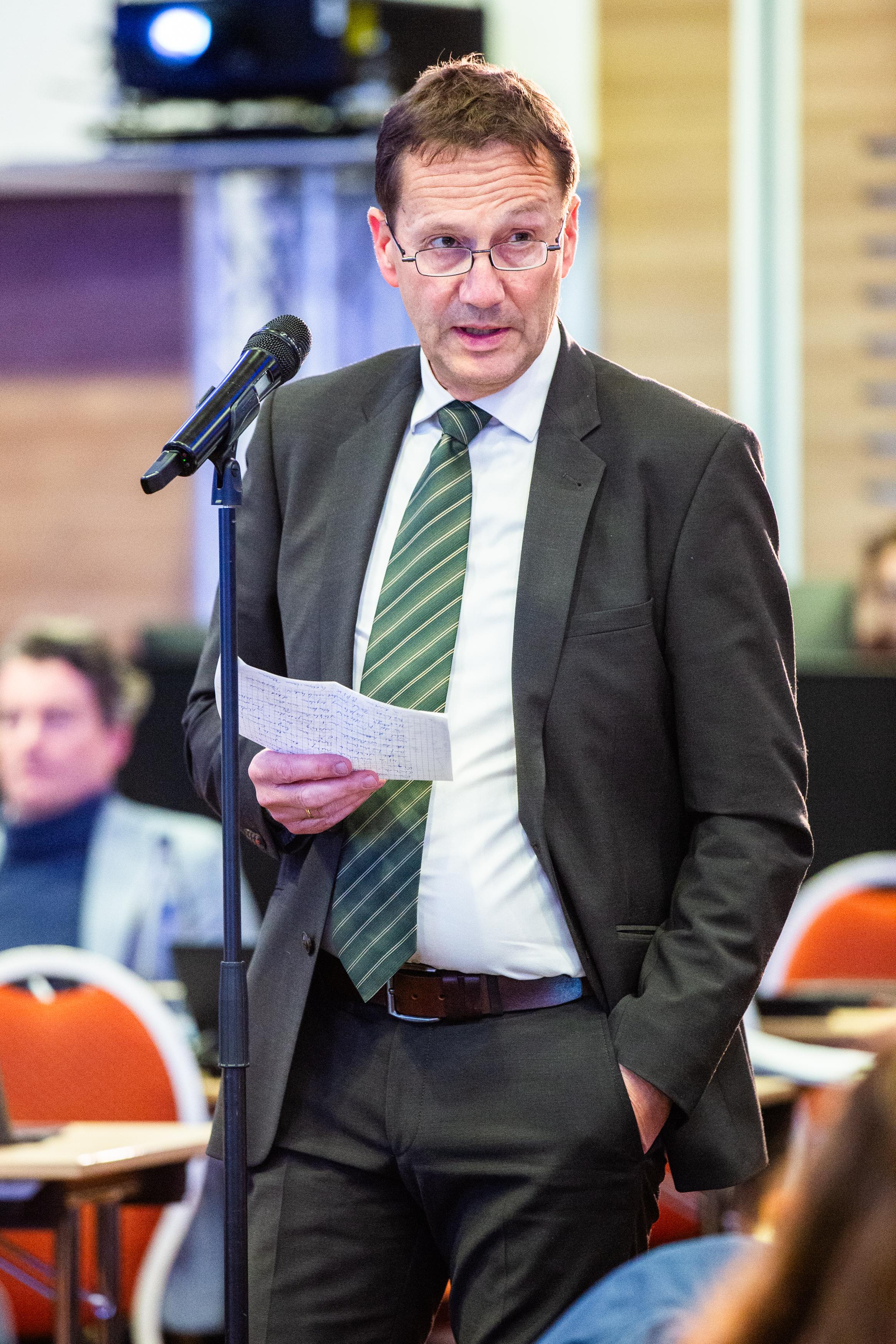 Für dieses Bild ist leider keine Beschreibung vorhanden.