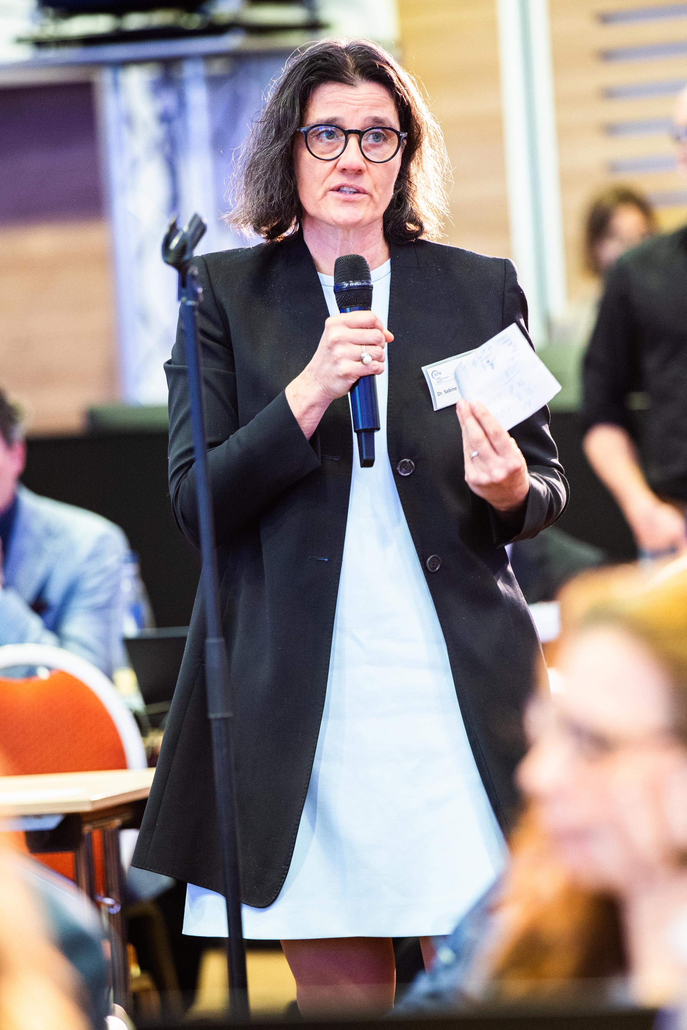 Für dieses Bild ist leider keine Beschreibung vorhanden.