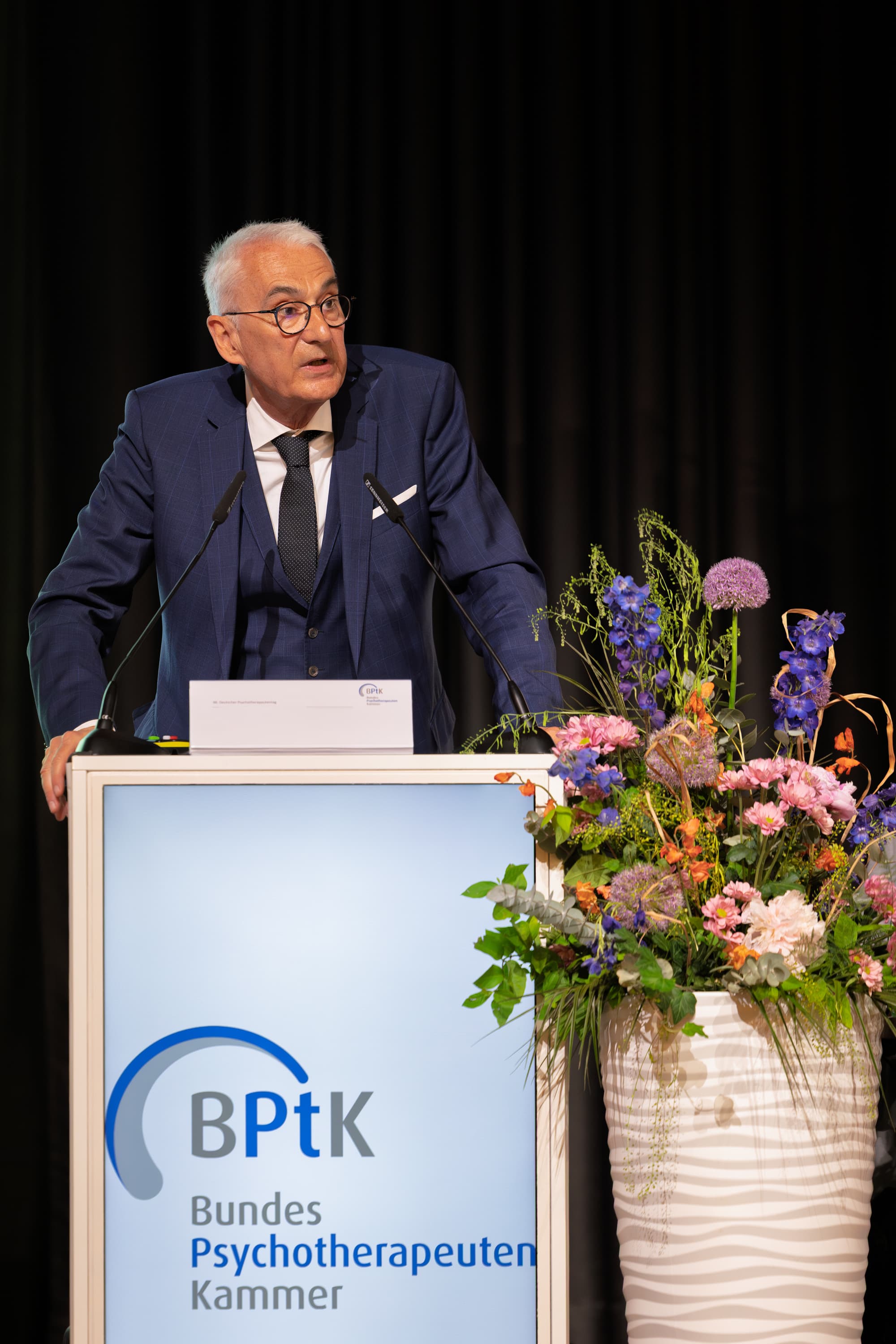 Für dieses Bild ist leider keine Beschreibung vorhanden.